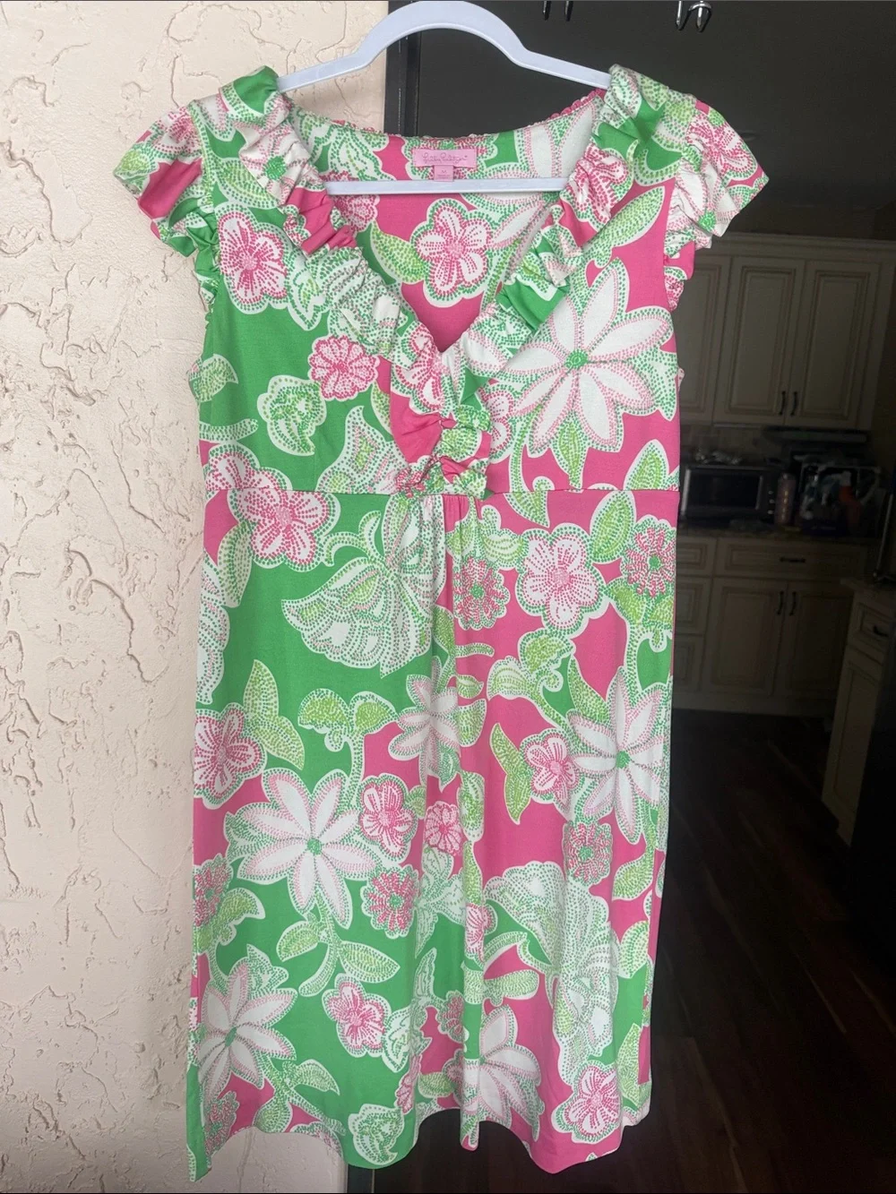 Lilly Pulitzer Pink and Green Floral Print - Picture 2 of 7